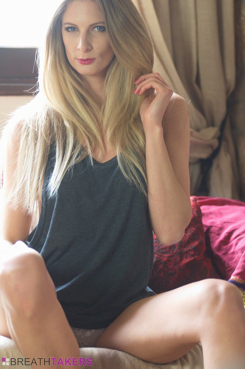 Таисия, 24 года, 0 размер груди